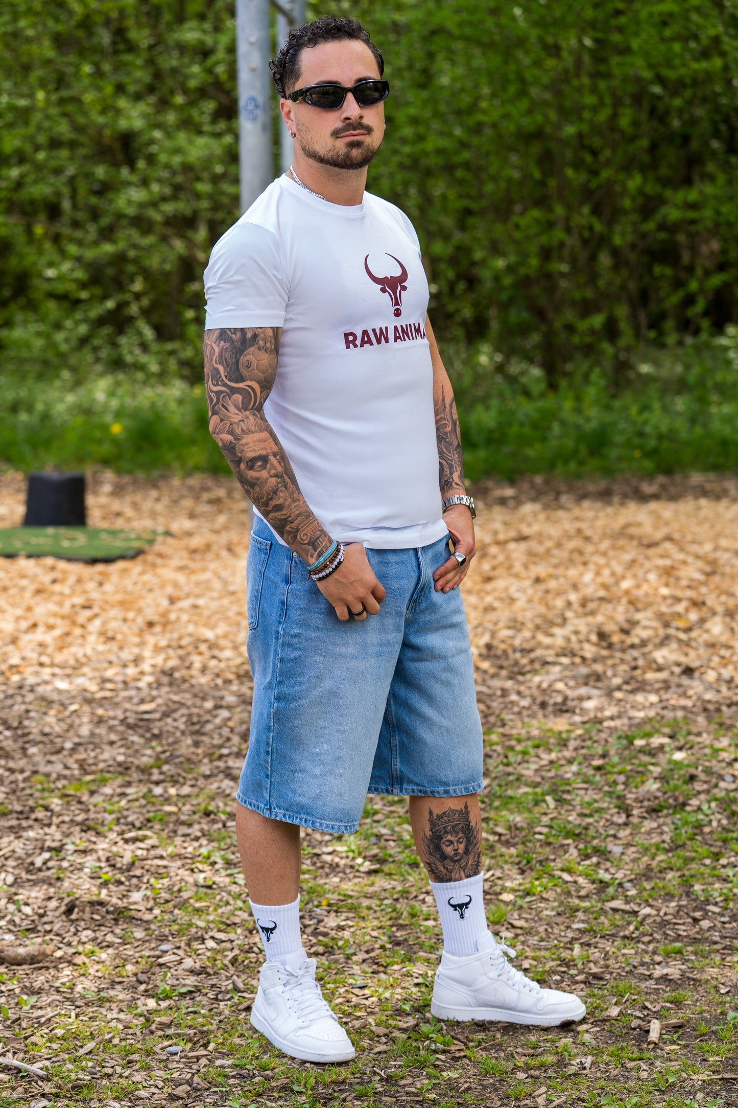 Le T-shirt Raw Animal en blanc classique