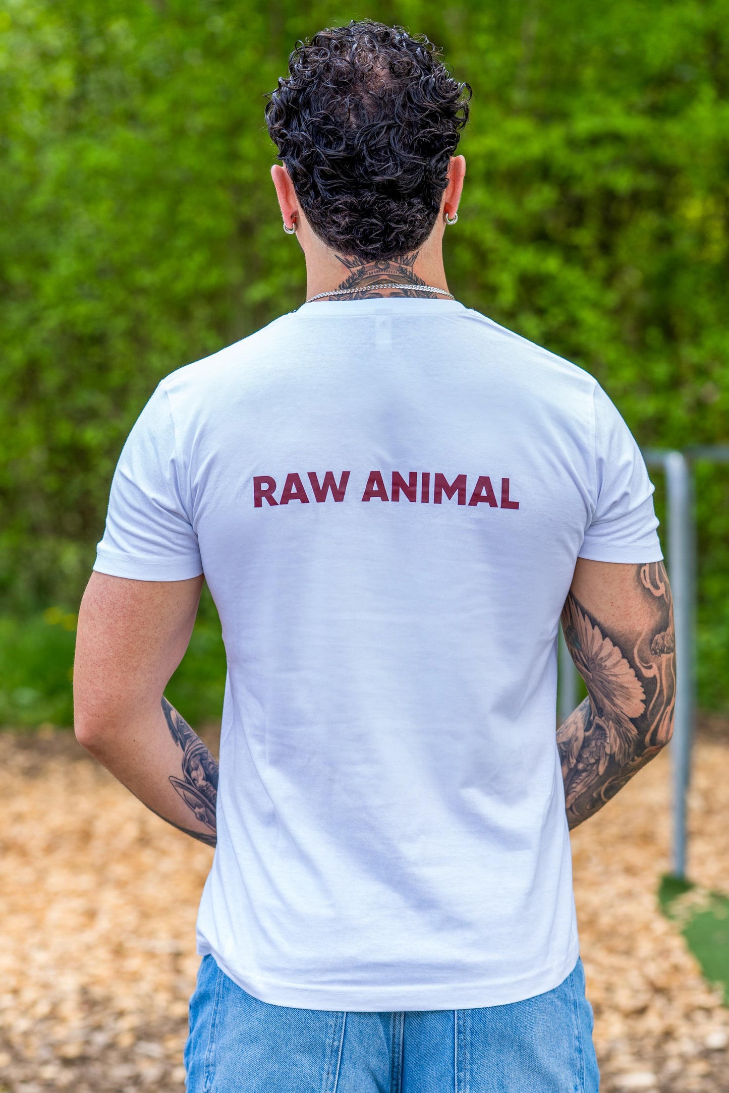 Le T-shirt Raw Animal en blanc classique