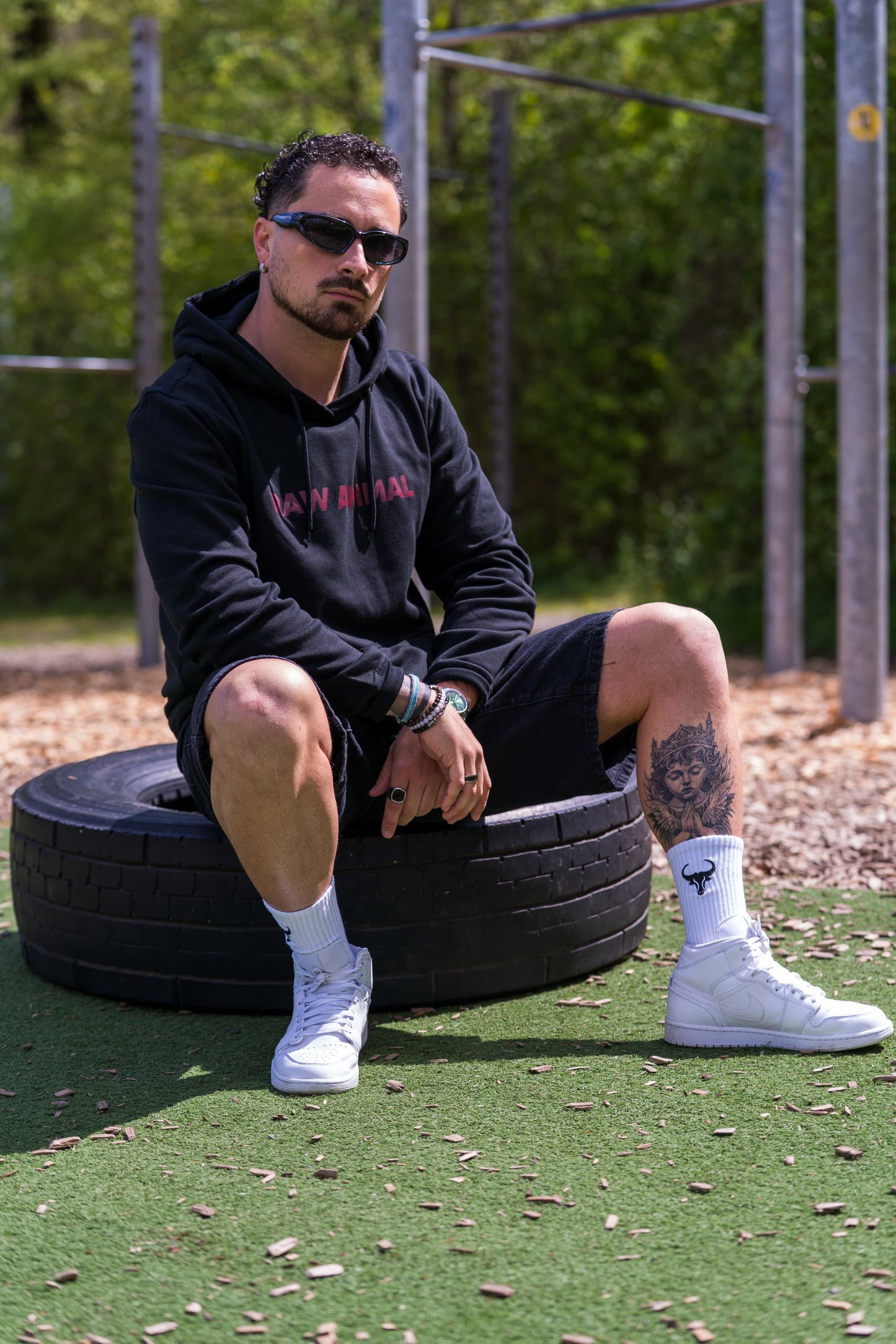 Sweat à capuche Raw Animal en noir